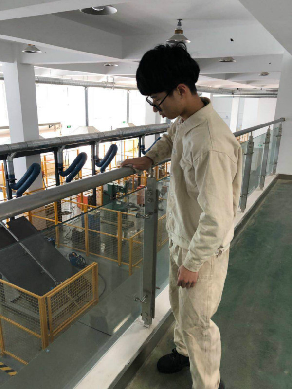 弘扬雷锋精神，服务焊接基地