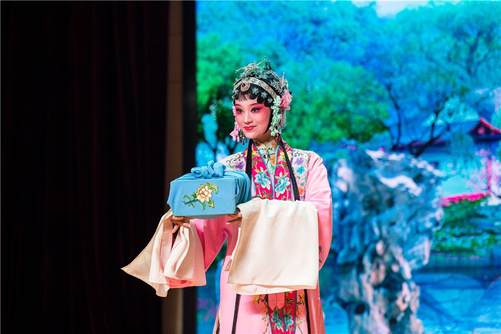 1605517375238007708.jpg 2020-11鏈_3鐪佷氦閫_楂橀泤鑹烘湳杩涙牎鍥_DLWY5127_副本.jpg