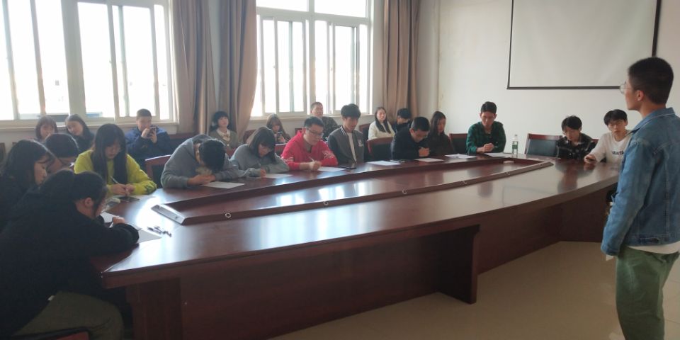 青春飞扬，唱得响亮