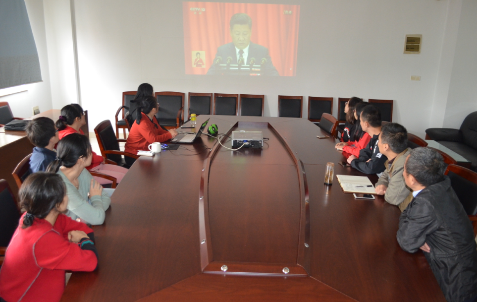 1508478030889063721.png E:?7年各项工作喜迎十九大开幕式观看十九大开幕式新闻稿QQ图片20171018134247.png