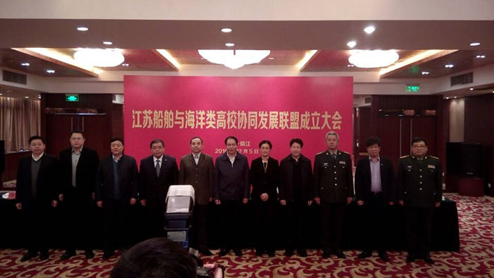 1490087333443072856.jpg 20161206182347666001.jpg