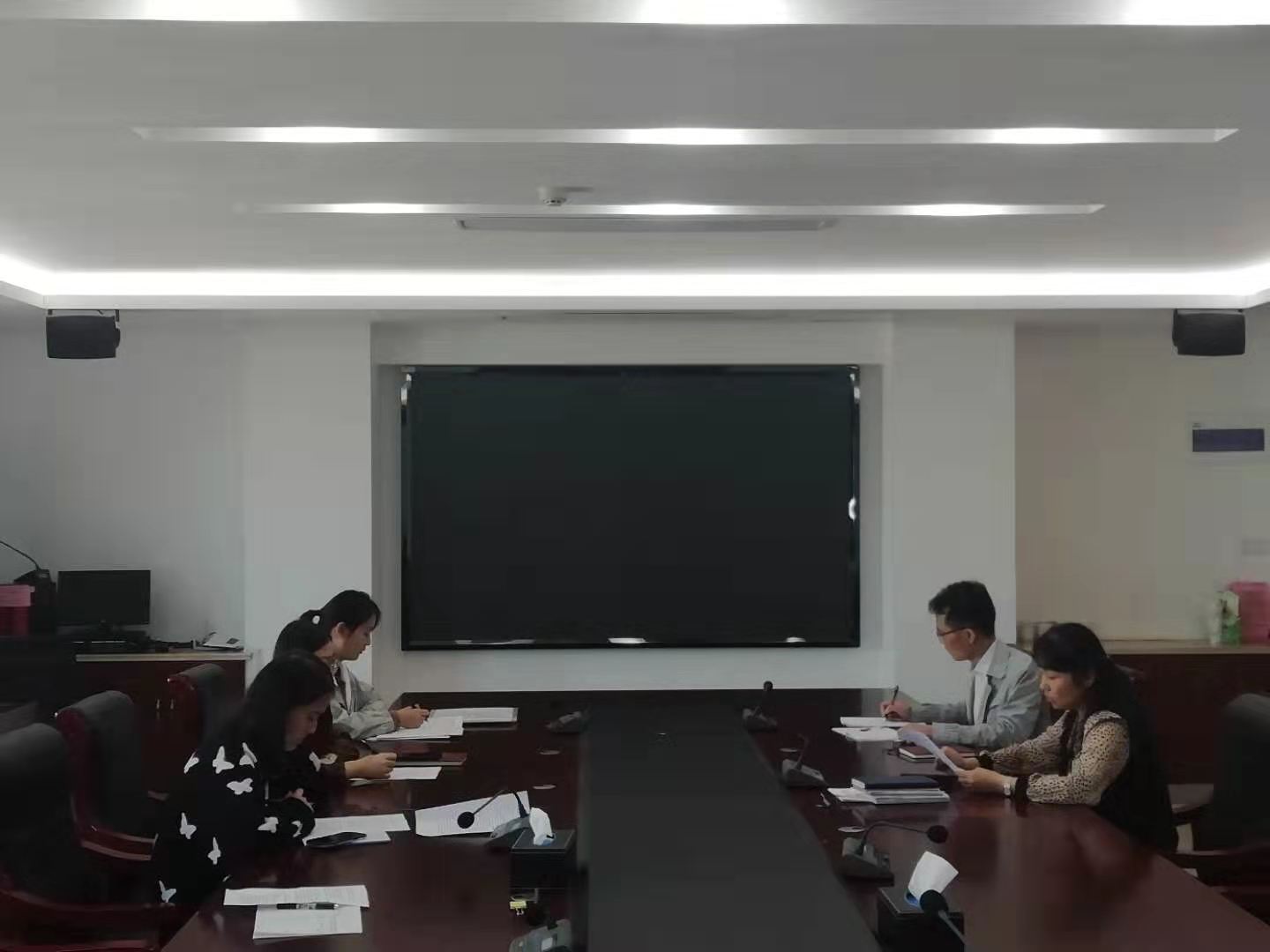 鼓干劲破浪前行——组织人事处召开部门工作会议